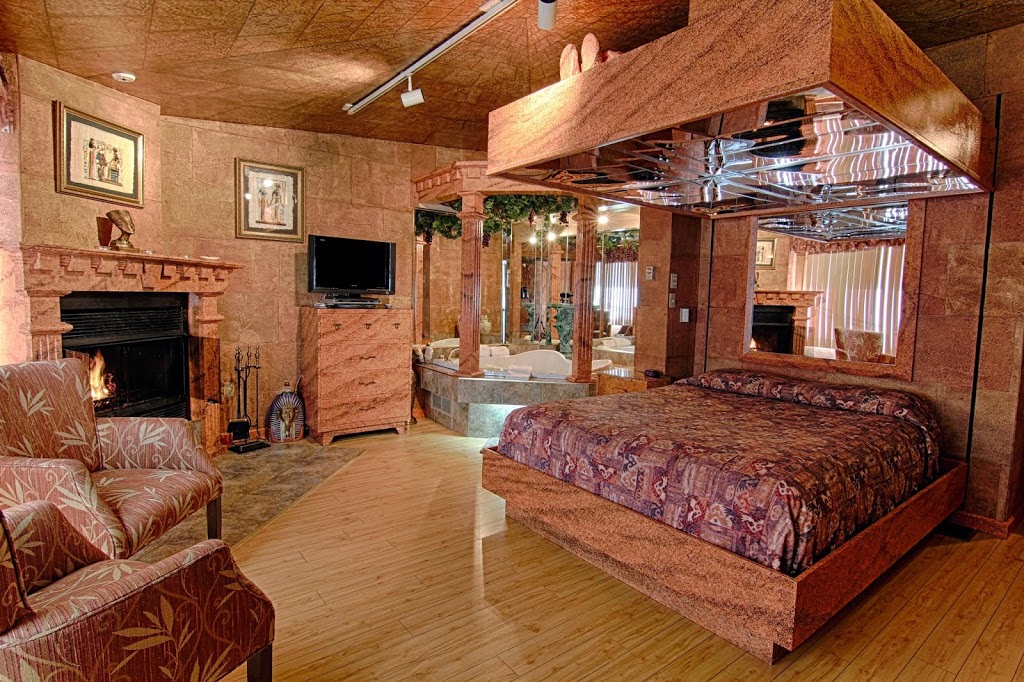 Auberge aux Nuits de Rêve | 14 Rue Larocque O, Sainte-Agathe-des-Monts, QC J8C 1A2, Canada | Phone: (888) 326-5042