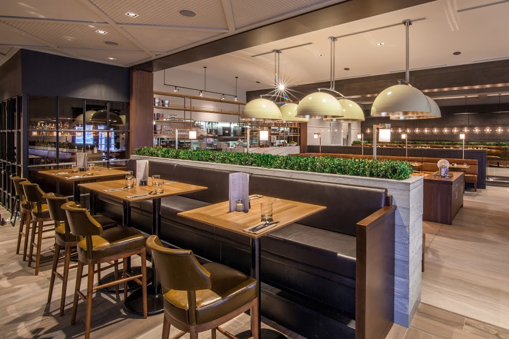 Earls Kitchen + Bar | 4250 Calgary Trail NW, Edmonton, AB T6J 6Y8, Canada | Phone: (780) 439-5888