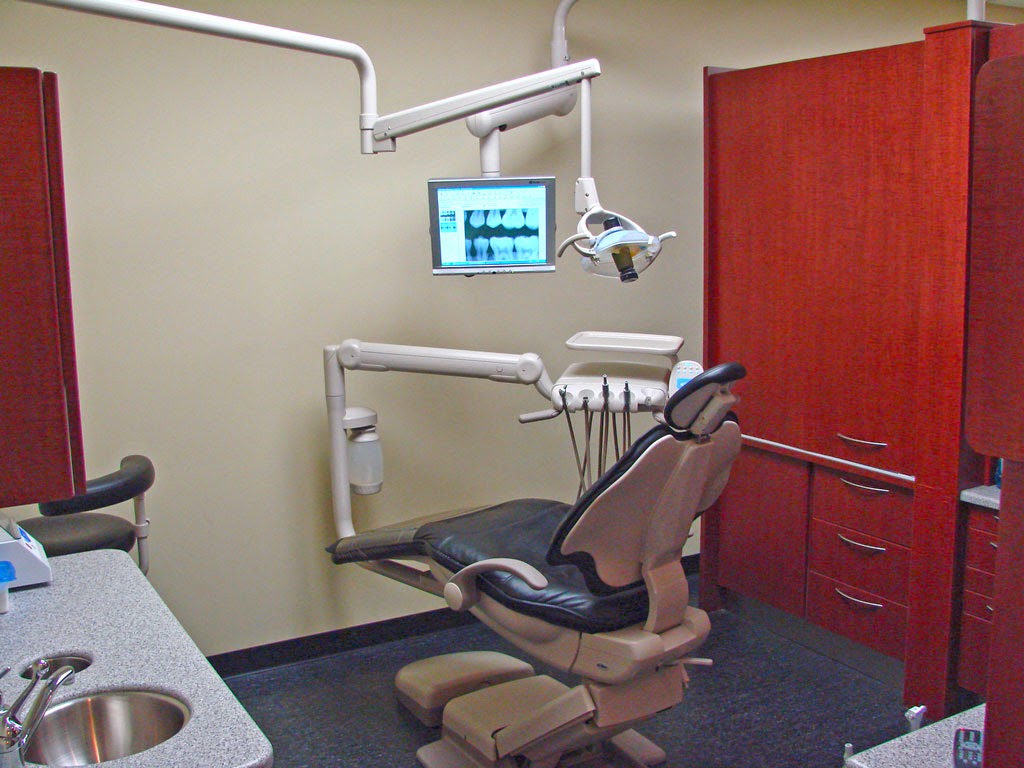 Chestermere Dental | dentist | 300 Merganser Dr W #104, Chestermere, AB T1X 1L6, Canada | 4032638512 OR +1 403-263-8512