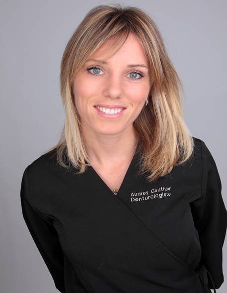 Denturologistes Mobiles du Québec | Centre Multi-Services, 1000 Avenue Rockland, Outremont, QC H2V 4P5, Canada | Phone: (514) 835-5318