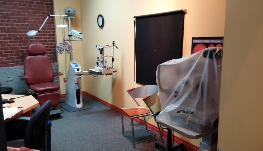 Farhat Lunetterie | 1242 Rue Chambly, Marieville, QC J3M 1H7, Canada | Phone: (450) 460-4456