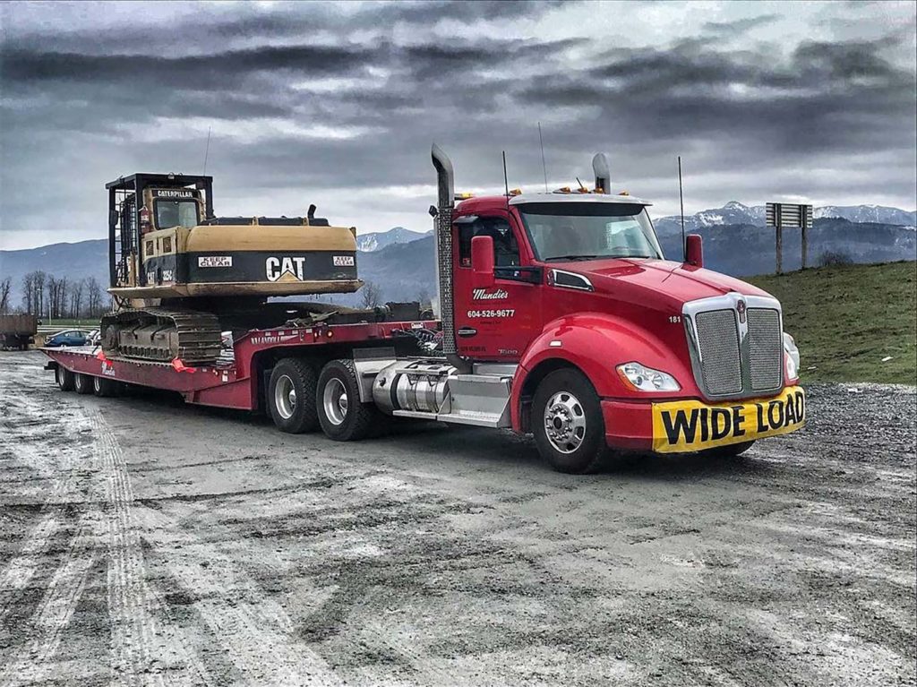Mundies Towing & Recovery Vancouver | 1385 East Kent Ave N, Vancouver, BC V5X 4T6, Canada | Phone: (604) 295-8638
