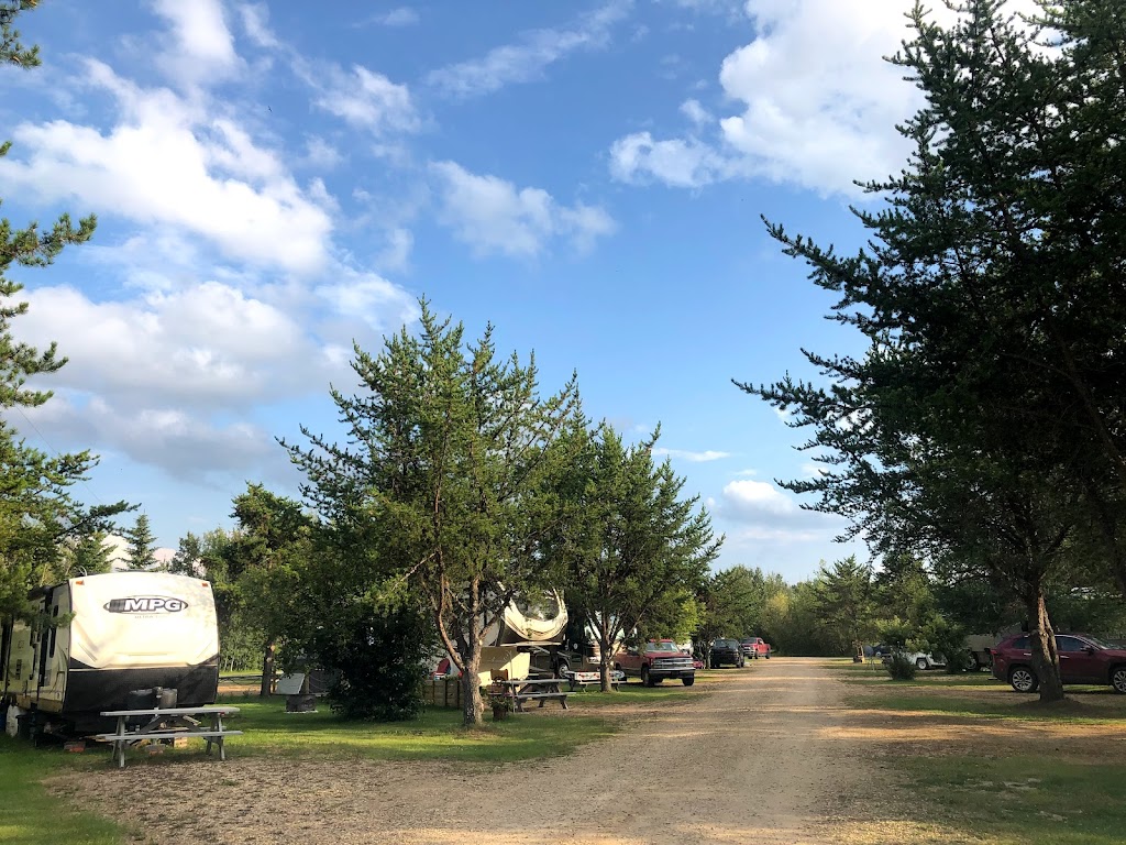 Blueberry Hill RV Park and Storage | lodging | Highway 813, Athabasca, AB T0G 0R0, Canada | 7806753733 OR +1 780-675-3733