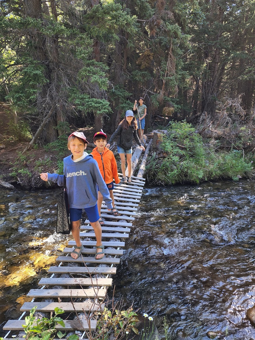 Crowsnest Adventures Ltd. | 27ave, 227 St, Bellevue, AB T0K 0C0, Canada | Phone: (403) 715-3061