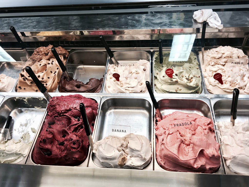Punto Gelato | 146 Cumberland St, Toronto, ON M5R 1A8, Canada | Phone: (416) 792-6620