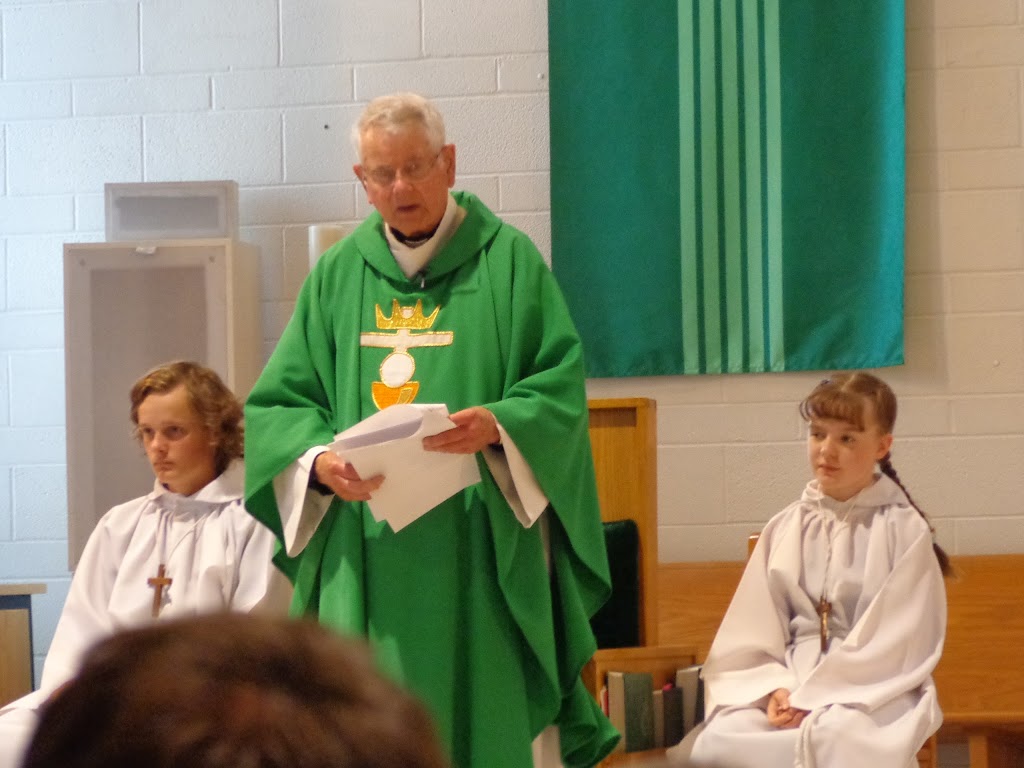 Holy Cross Parish | 315 Douglas Ave E, Regina, SK S4N 1H7, Canada | Phone: (306) 757-1325