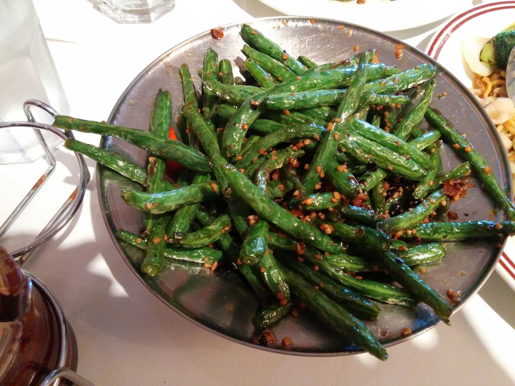 Chung Moi Chinese Restaurant | 2412 Eglinton Ave E, Scarborough, ON M1K 2P3, Canada | Phone: (416) 755-5293