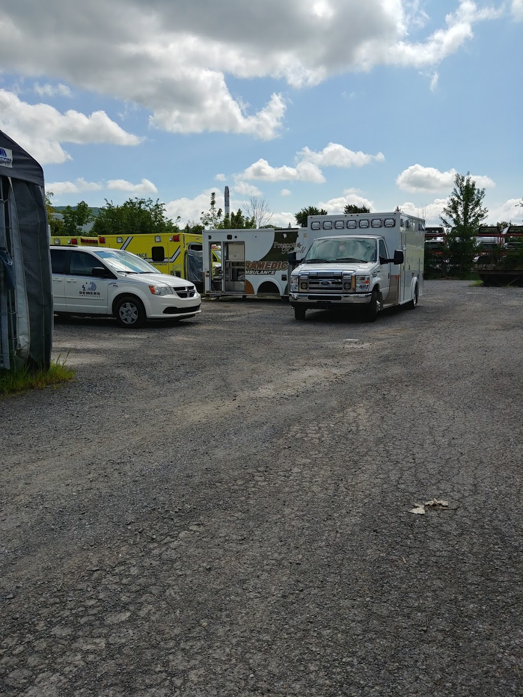 Demers Ambulance Service Department | 2994 Rue Richelieu, Beloeil, QC J3G 2C9, Canada | Phone: (450) 446-6257