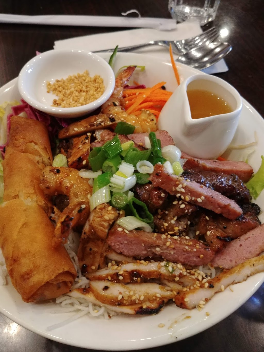 Fresh Lemongrass Vietnamese Restaurant | 3107 48 Ave, Vernon, BC V1T 3R6, Canada | Phone: (778) 475-1688