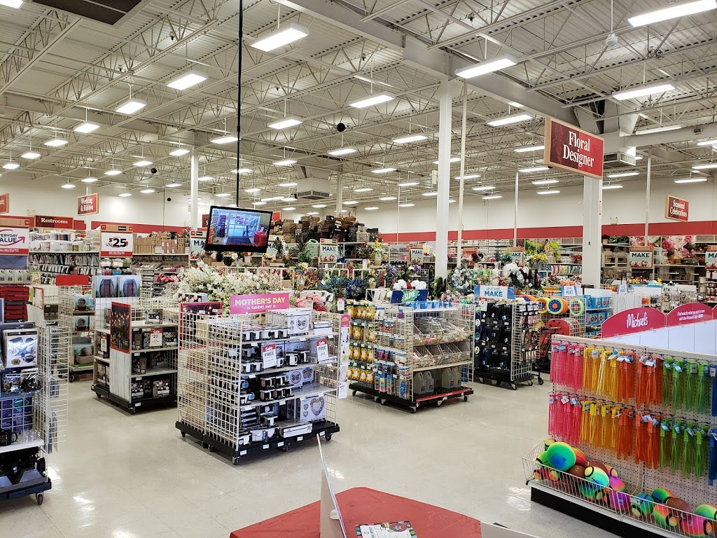Michaels | 4339 Walker Rd, Windsor, ON N8W 3T6, Canada | Phone: (519) 972-5488