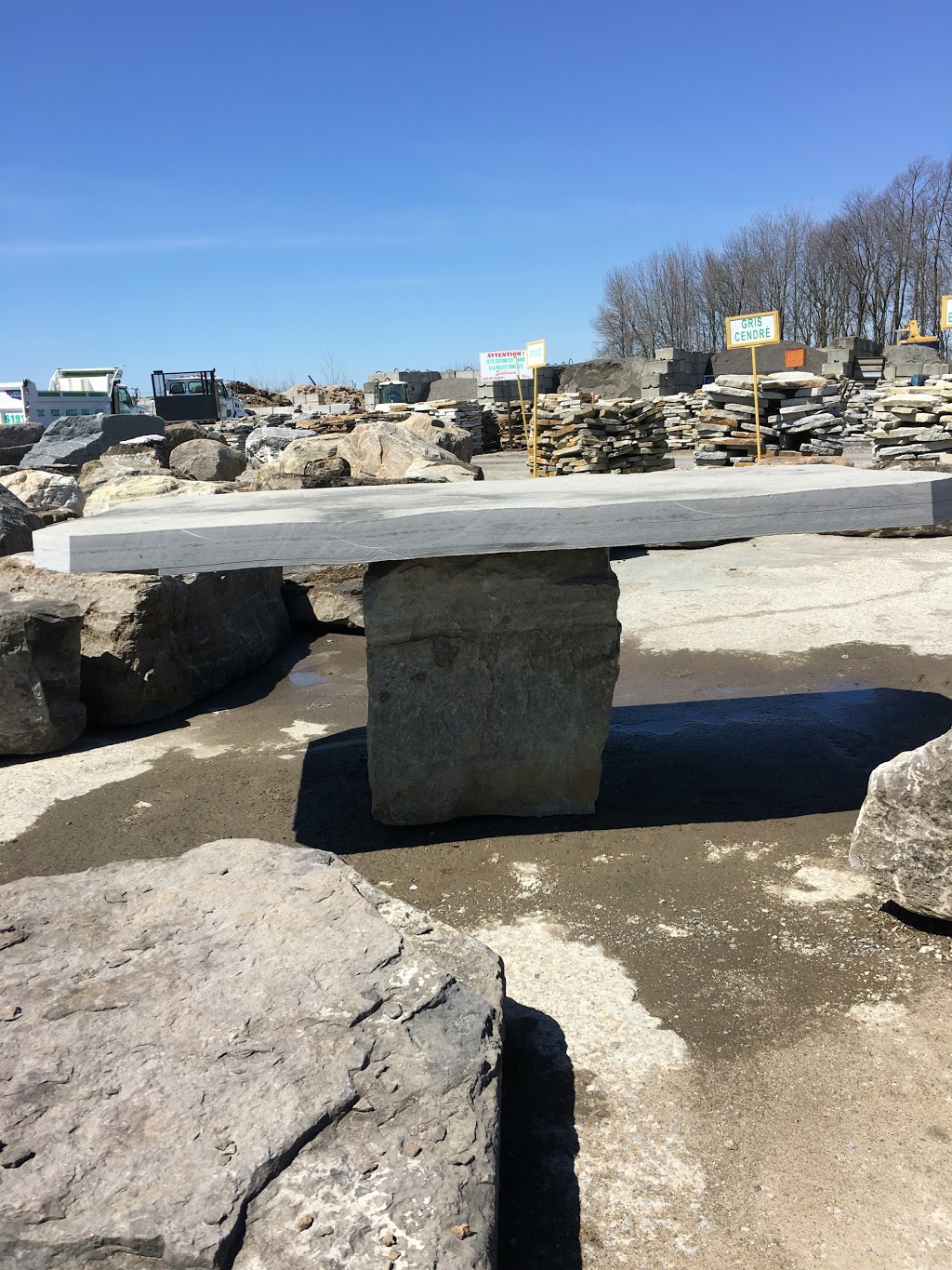 Transport P Therrien S E N C | 190, chemin des Commissaires, LAssomption, QC J5W 2T7, Canada | Phone: (450) 589-6191