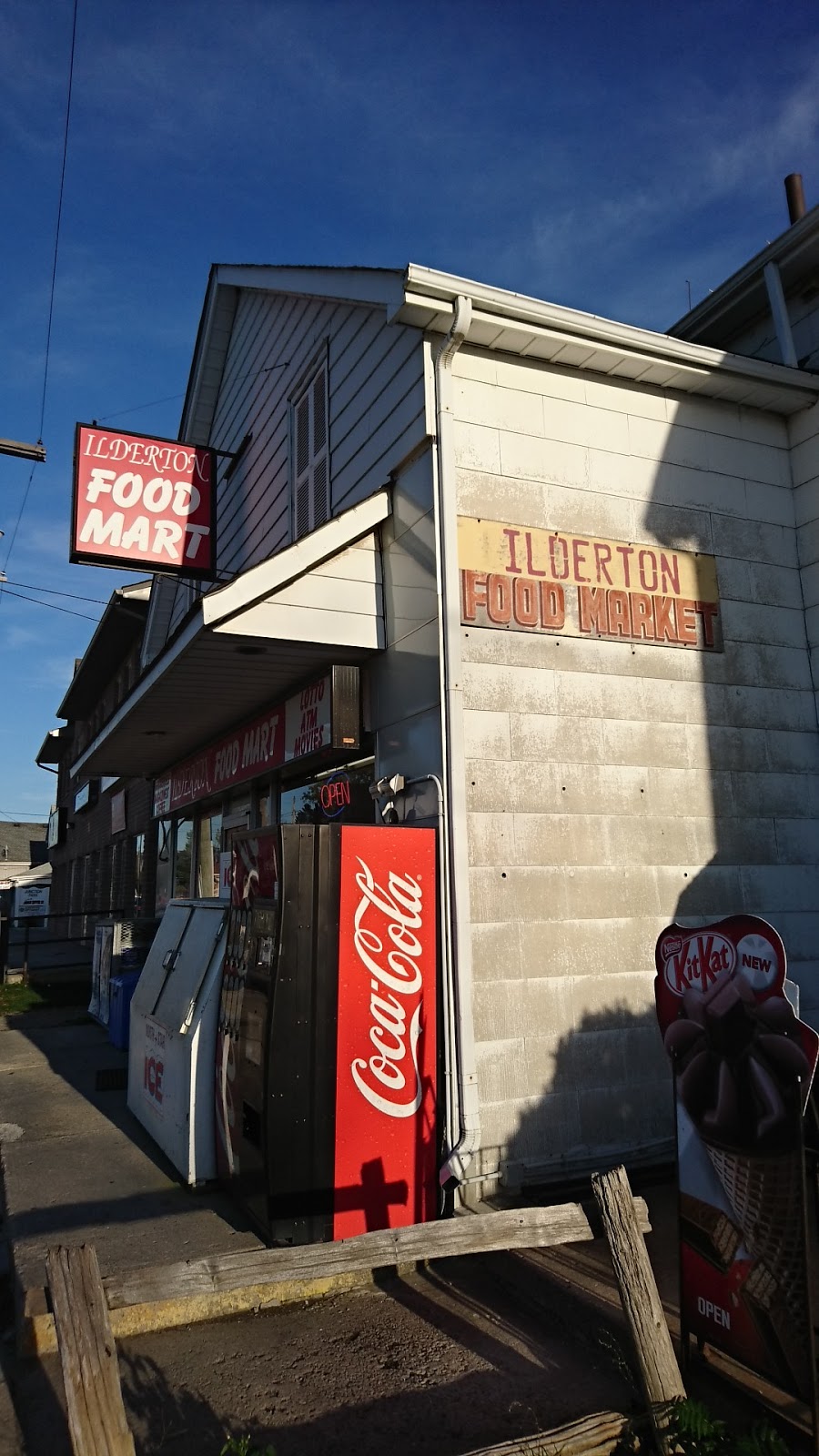 Ilderton Food Mart | 13227 Ilderton Rd, Ilderton, ON N0M 2A0, Canada | Phone: (519) 666-0360