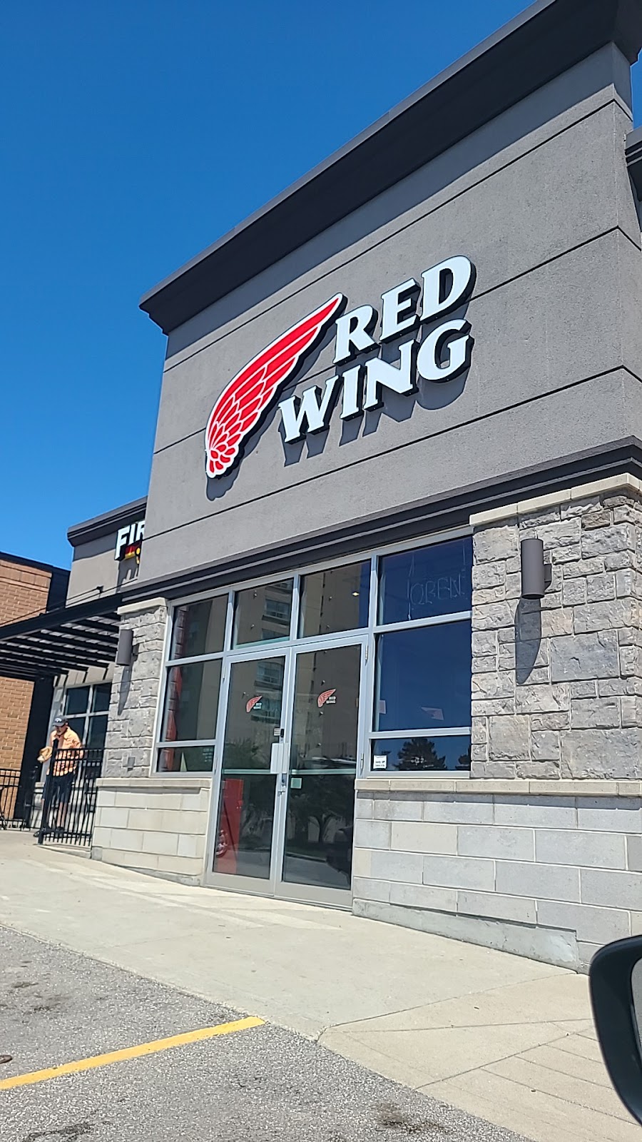 Red Wing - London, ON | 879 Wellington Rd 3 3, London, ON N6E 3N5, Canada | Phone: (519) 640-1924