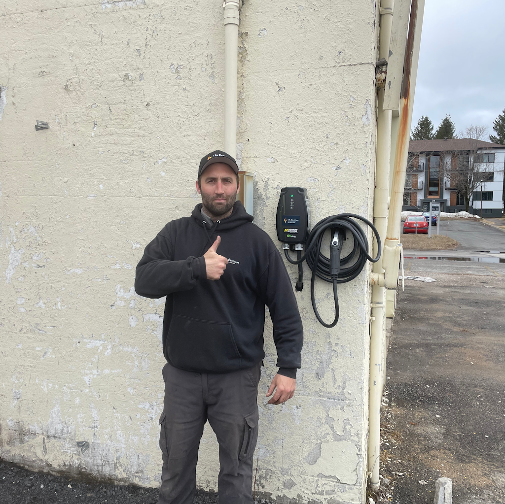 Laroche et Labonté électrique inc. | 122 Rue Lamontagne, Saint-Bernard, QC G0S 2G0, Canada | Phone: (418) 475-5893