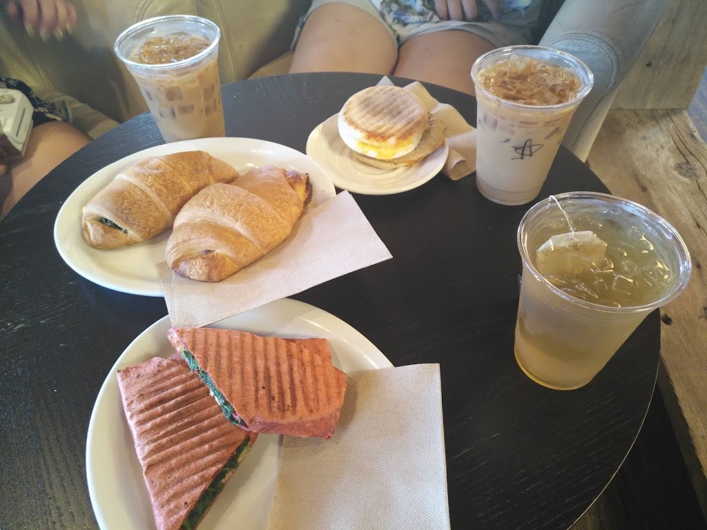 Wheatberries Bakery | 818 Gibsons Way, Gibsons, BC V0N 1V7, Canada | Phone: (604) 886-9155