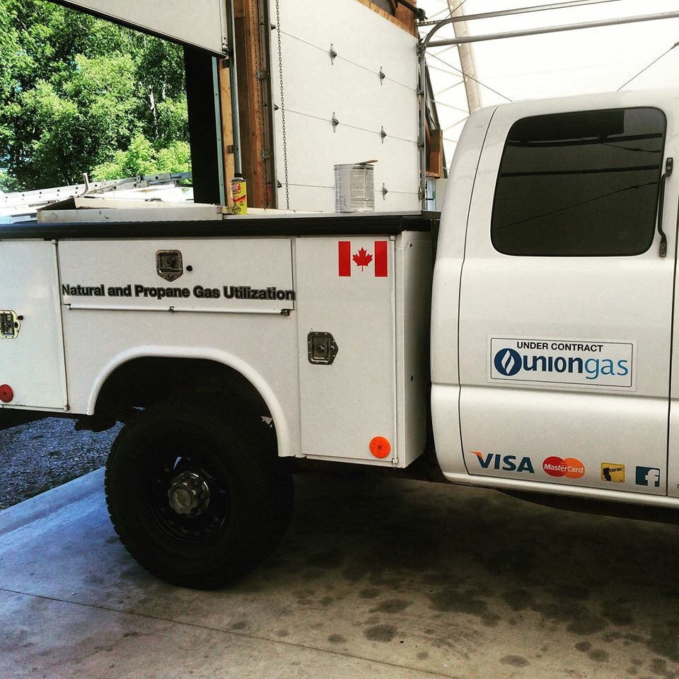 Montgomery Graphics | 261 Barrie Rd, Orillia, ON L3V 2R4, Canada | Phone: (705) 326-5880