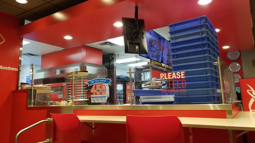 Dominos | 468 Osborne St, Winnipeg, MB R3L 2A5, Canada | Phone: (204) 615-5559
