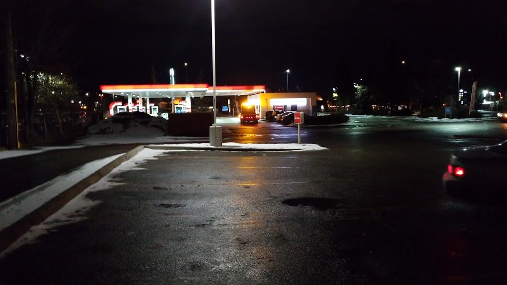Esso | 3508 37 St SW, Calgary, AB T3E 7B1, Canada | Phone: (587) 535-0140