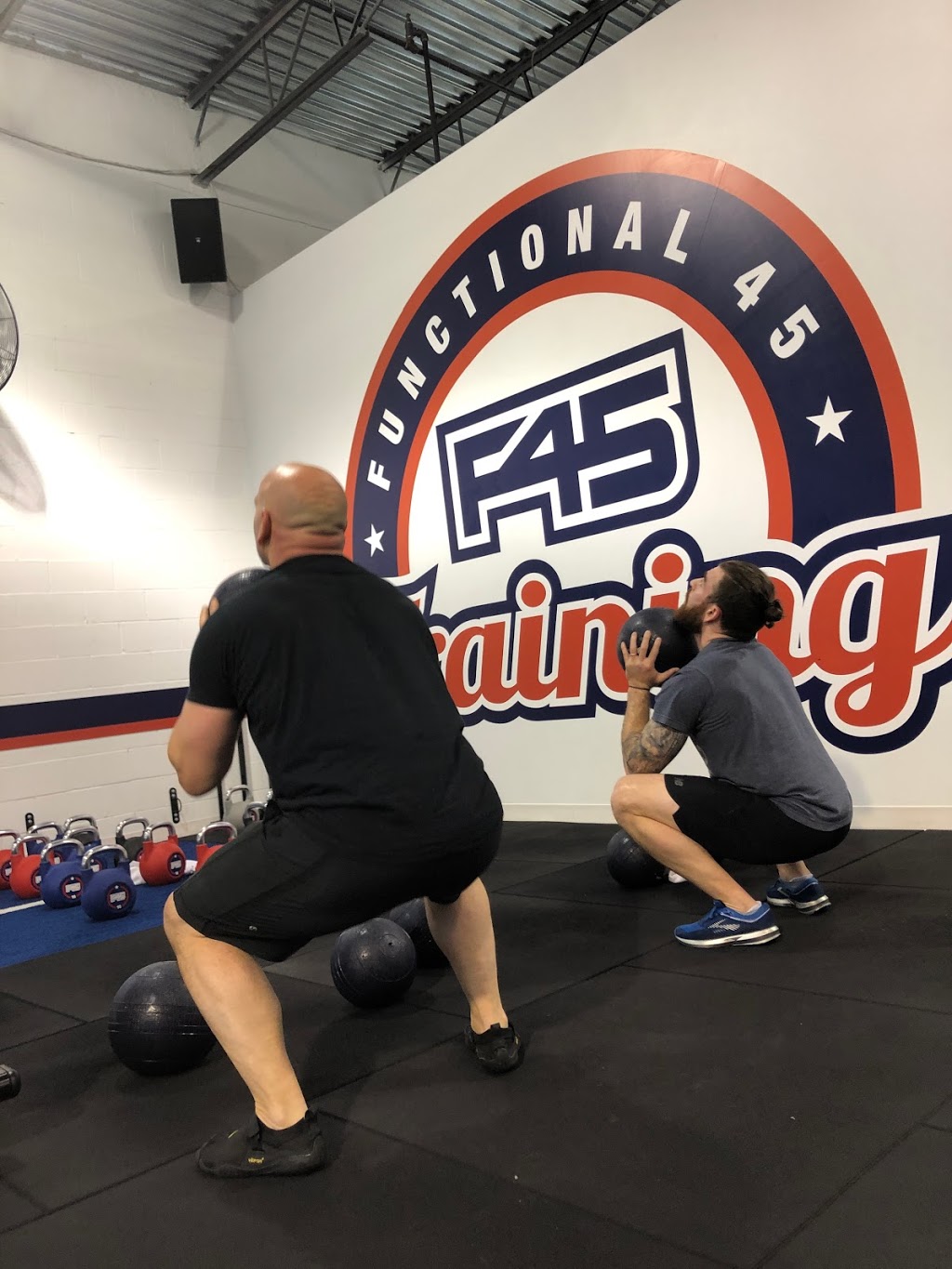 F45 Fairview West Island | 3880 Boul Saint-Jean, Dollard-des-Ormeaux, QC H9G 1X2, Canada | Phone: (514) 922-4558
