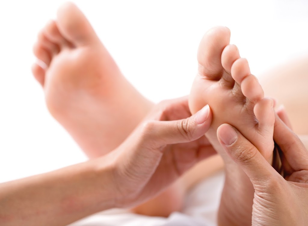 Healthy Steps Reflexology | 30 Raiana Dr, Niagara-on-the-Lake, ON L0S 1J0, Canada | Phone: (647) 390-1353