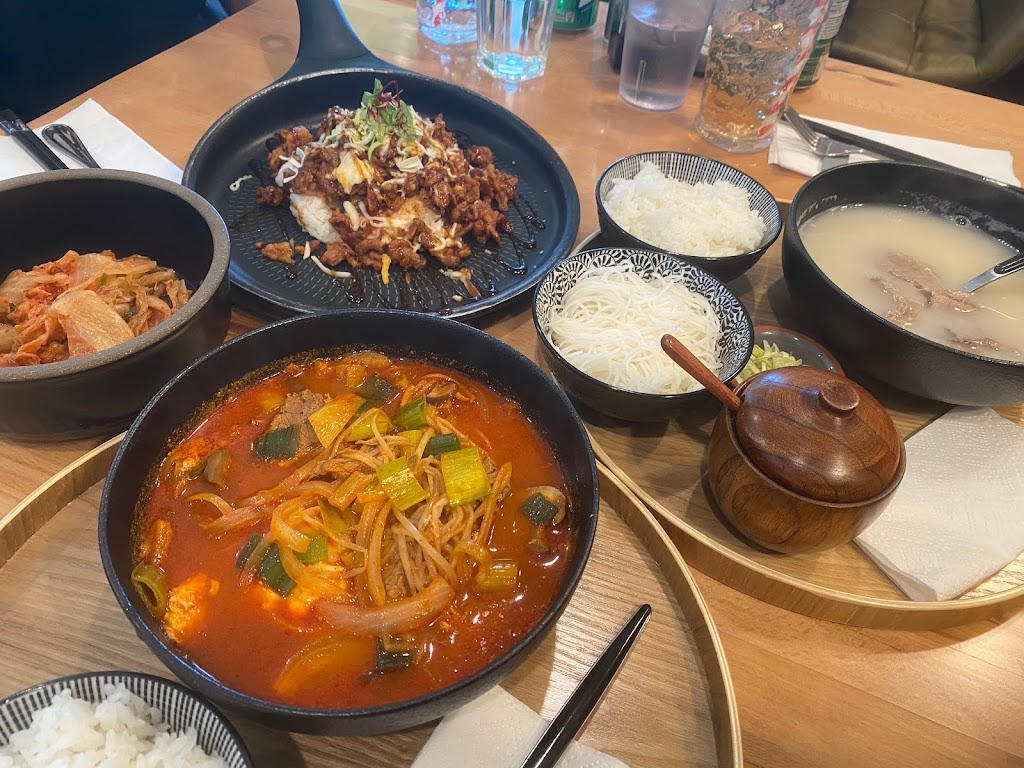 Mansu BBQ & Sushi, Moncton | 1855 Mountain Rd Unit A1, Moncton, NB E1G 1A8, Canada | Phone: (506) 857-2255
