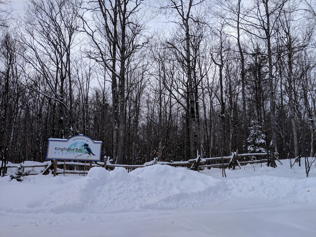 Kingfisher Bay Retreat | 150 Fraser Estates Ln, Lakefield, ON K0L 2H0, Canada | Phone: (705) 313-5112