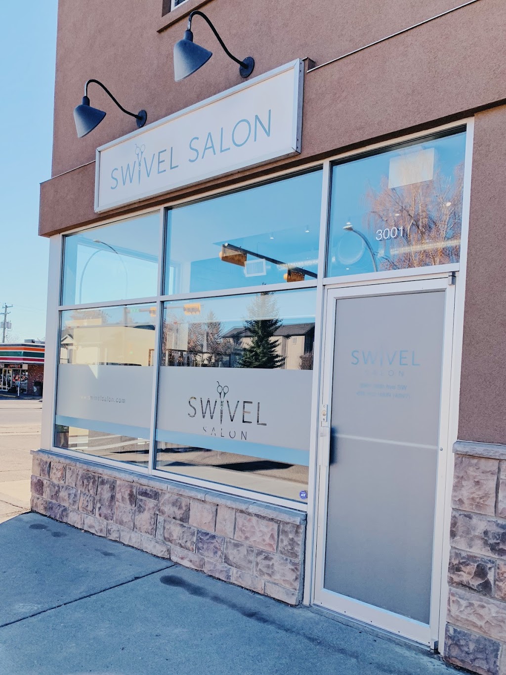 Swivel Salon | 3001 26 Ave SW, Calgary, AB T3E 2K7, Canada | Phone: (403) 453-4247