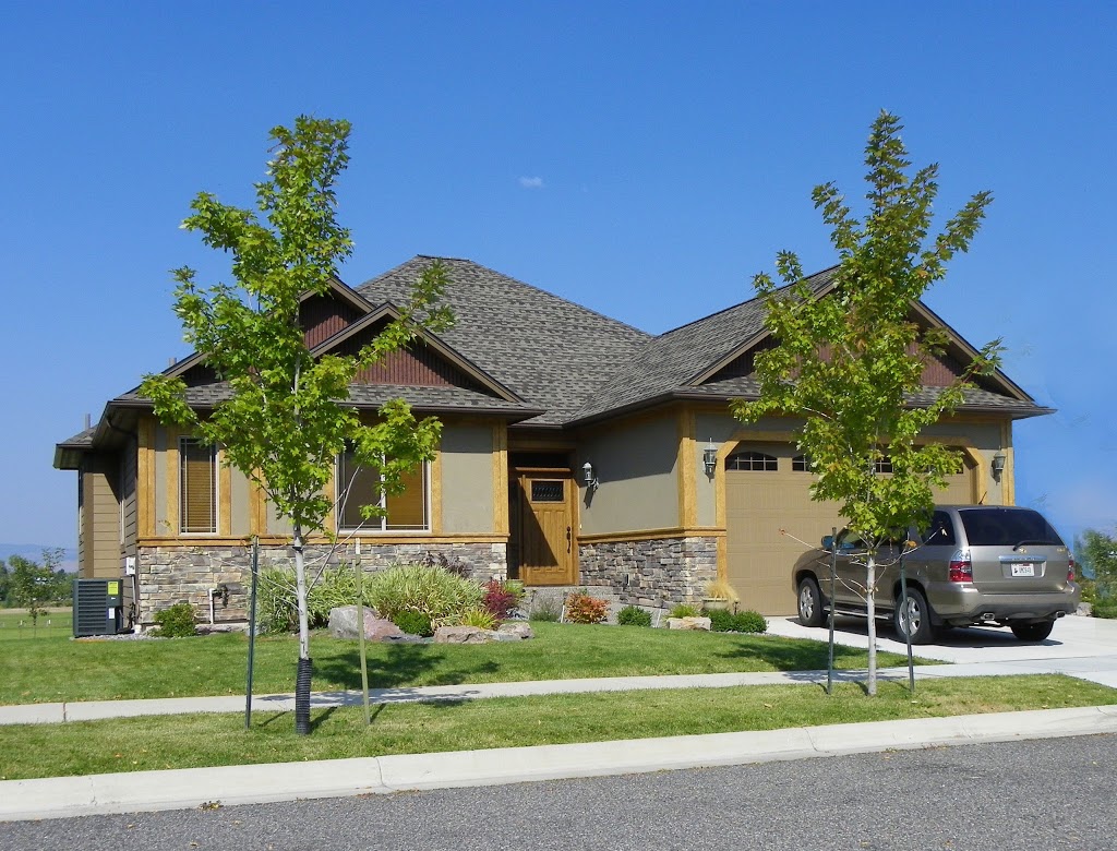 Calgary Residential Commercial Painters | 194 Kincora Glen Rd NW, Calgary, AB T3R 0C6, Canada | Phone: (587) 333-2722