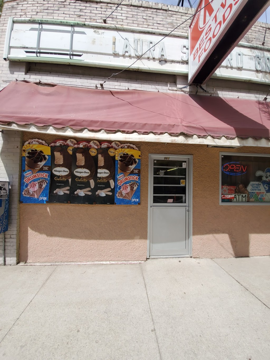 Ruby Grocery | 967 Wolseley Ave, Winnipeg, MB R3G 1E8, Canada | Phone: (204) 774-2681