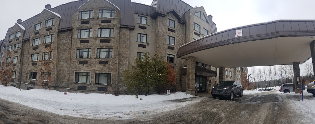 Hôtel Signature Québec | 7900 Rue du Marigot, Québec, QC G1G 6T8, Canada | Phone: (418) 627-8008