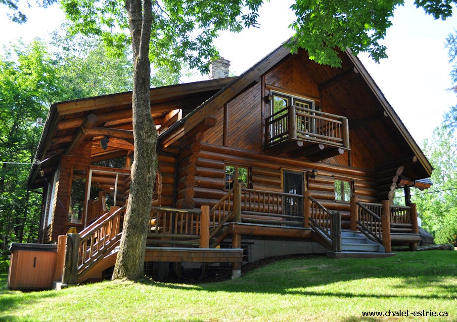 Chalet bois rond | 5929 QC-220, Orford, QC J1X 6L3, Canada | Phone: (450) 500-1515
