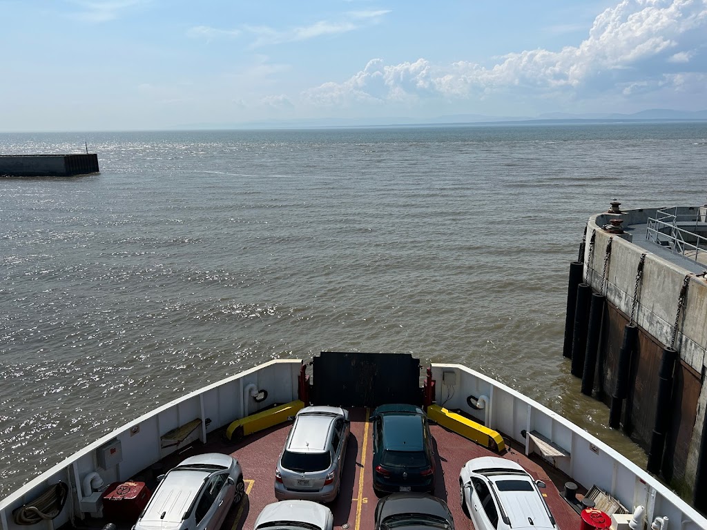 Rivière-du-Loup Terminal | 199 Rue Hayward, Rivière-du-Loup, QC G5R 3Y8, Canada | Phone: (418) 862-5094