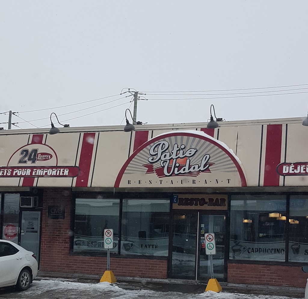 Patio Vidal | 470 Boulevard Gréber, Gatineau, QC J8T 6C7, Canada | Phone: (819) 243-2003