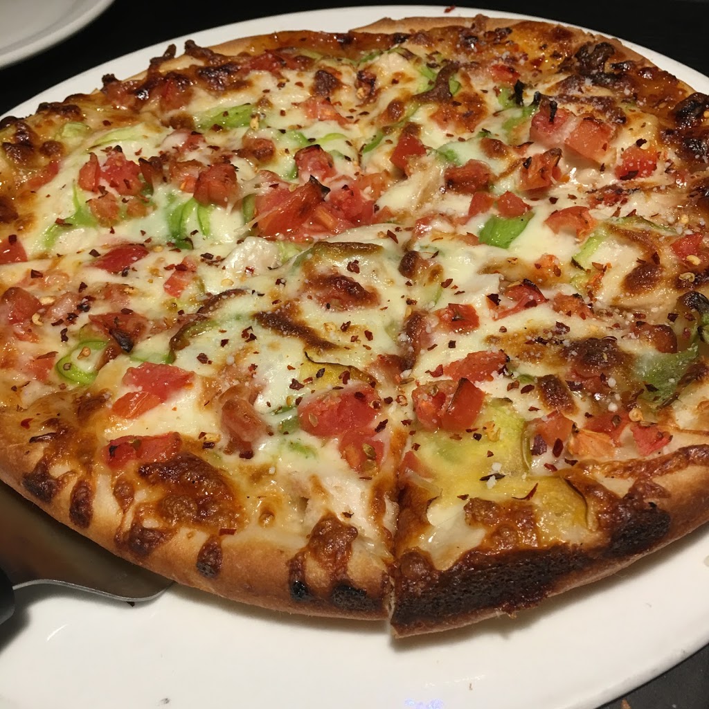 Houston Pizza West Kelowna | 115-3610 Carrington Rd, Westbank, BC V4T 3K7, Canada | Phone: (778) 754-7540