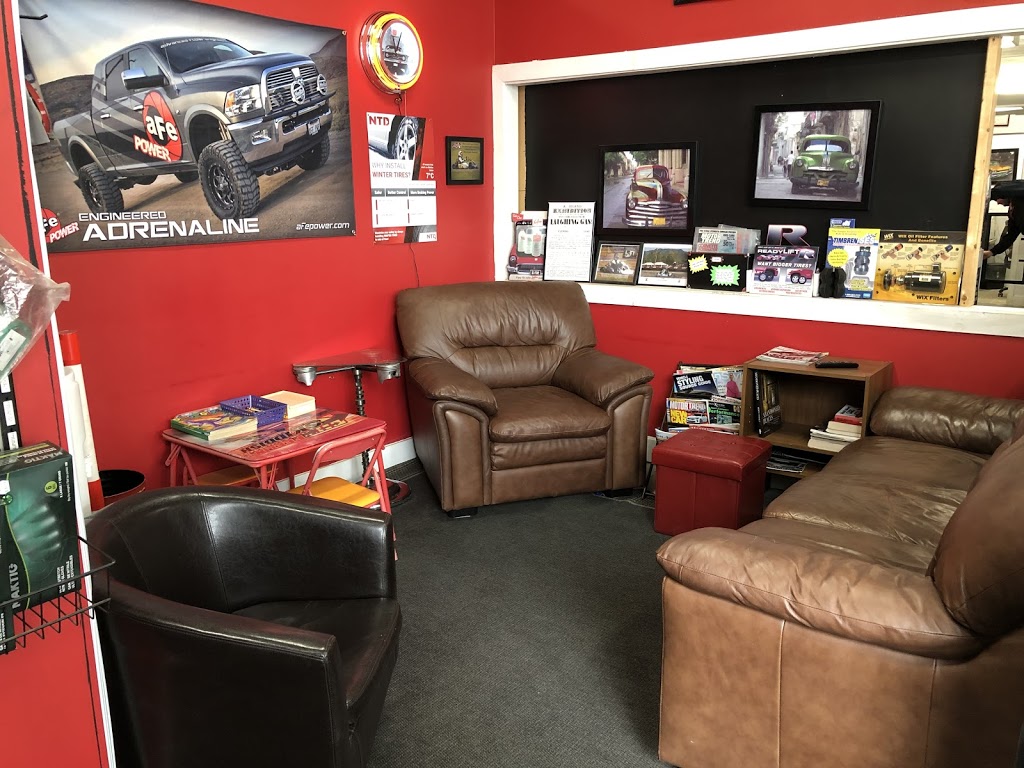 Hood Hardware & Automotive Ltd | 4045 hwy 1, Windsor, NS B0N 2T0, Canada | Phone: (902) 798-9577