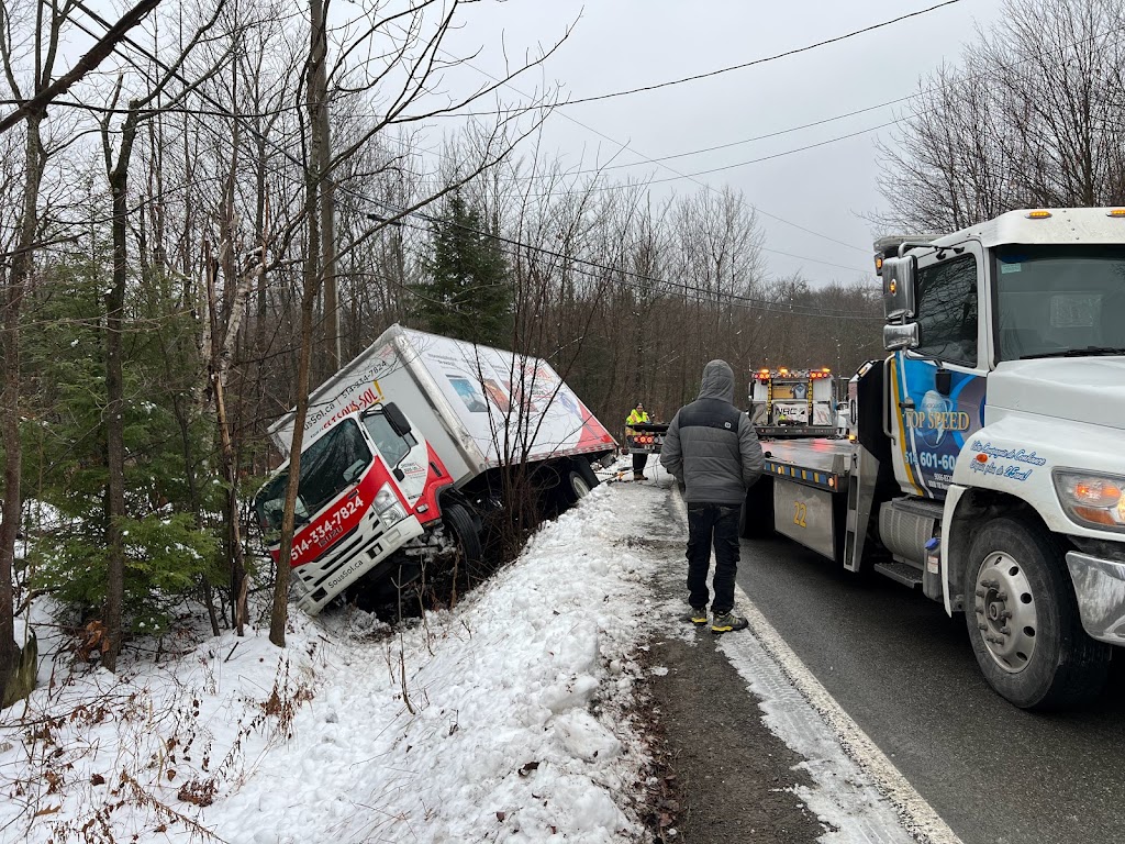 Remorquage Top Speed Longueuil Rive-Sud | 1860 Rue Marie-Victorin local J, Saint-Bruno-de-Montarville, QC J3V 6B9, Canada | Phone: (514) 601-6000
