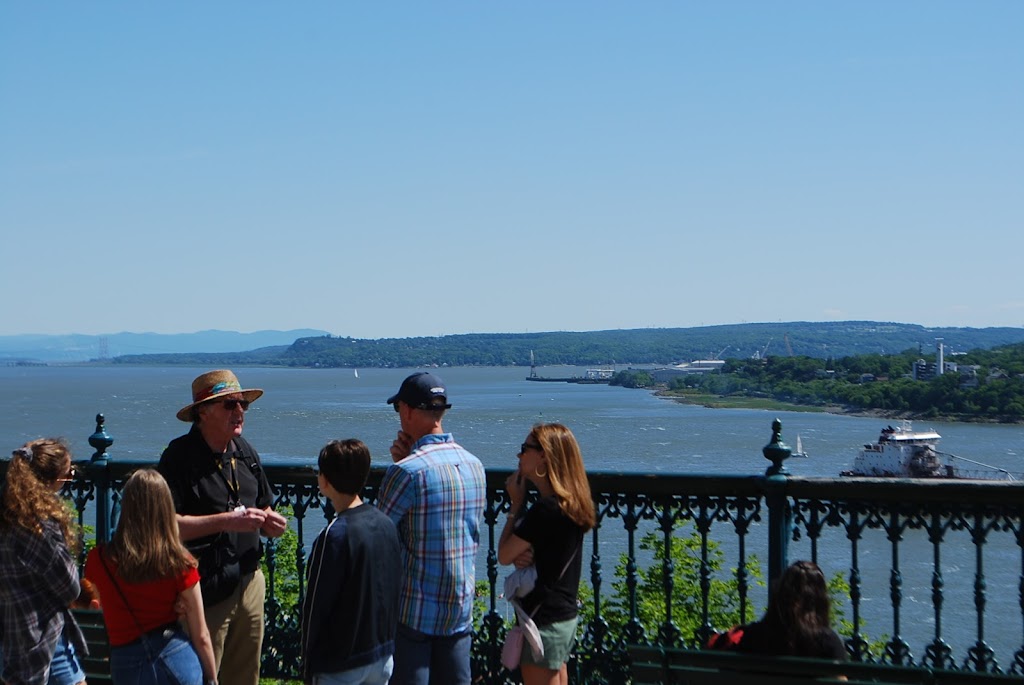Tours Voir Quebec | 12 Rue Sainte-Anne, Québec, QC G1R 3X2, Canada | Phone: (418) 694-2001