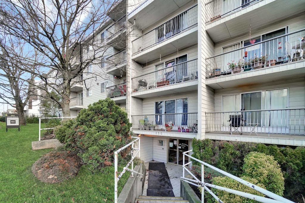 Mount Benson Arms Apartments | 350 Terminal Ave N, Nanaimo, BC V9S 4J7, Canada | Phone: (250) 508-7673