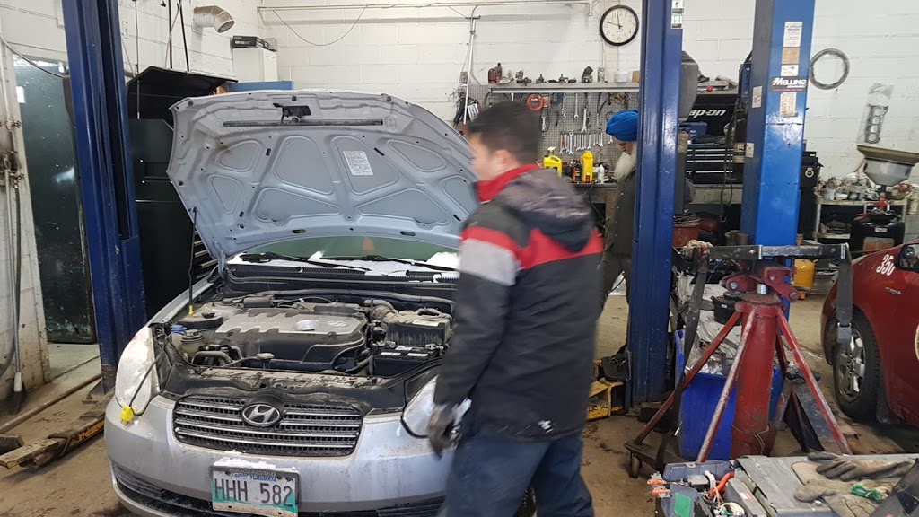 Jarvis Auto Car Sales & Service | Railway St, Winnipeg, MB R2X 0E4, Canada | Phone: (204) 999-8406