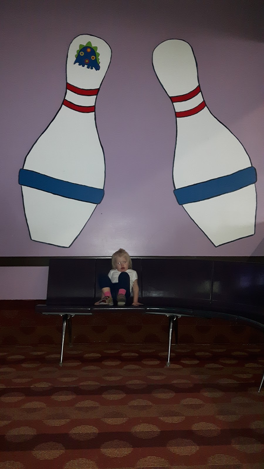Railside Bowl | 4505 50 Ave, Sylvan Lake, AB T4S 1W2, Canada | Phone: (403) 887-5303