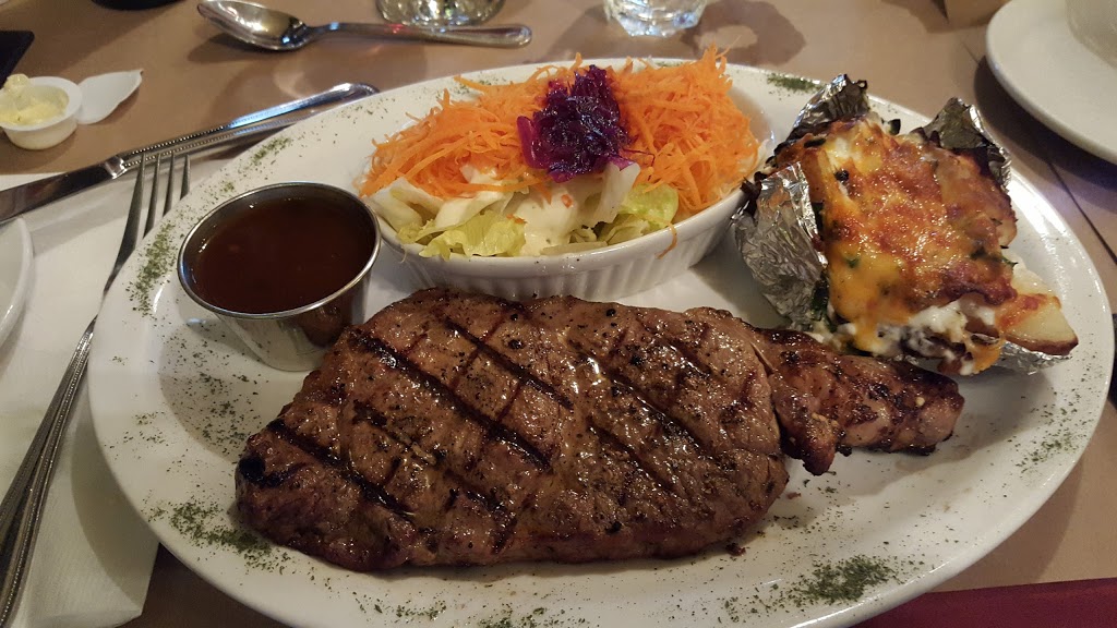 Restaurant Le Stonehouse | 2706 Boulevard Talbot, Stoneham-et-Tewkesbury, QC G3C 1J8, Canada | Phone: (418) 848-7470