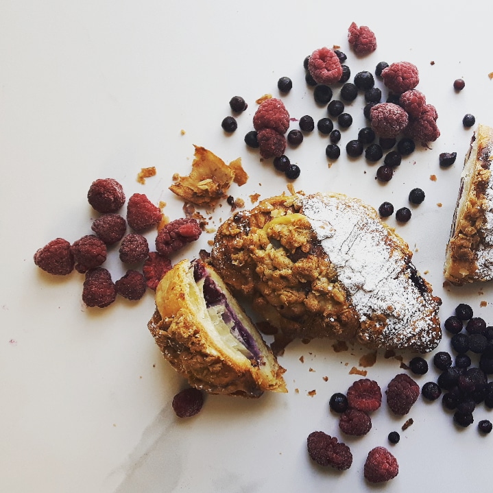 The Black Walnut Bakery | 979 Cameron St, Cumberland, ON K4C 1A1, Canada | Phone: (613) 884-6976