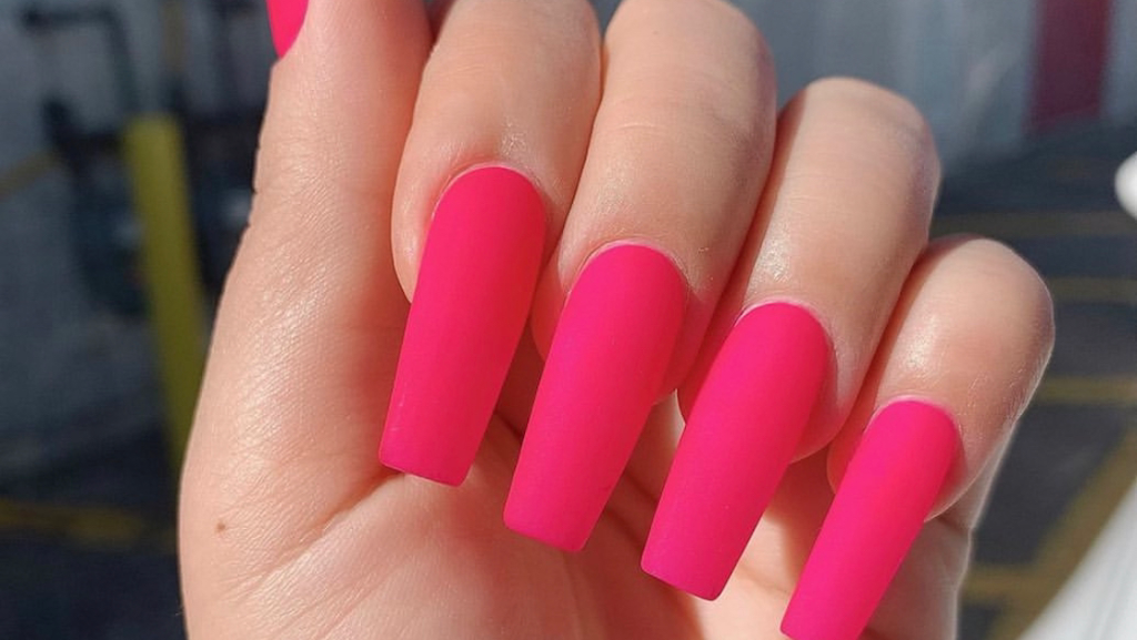 Belle NY Nails & Spa Aroura | 126 Wellington St W, Aurora, ON L4G 2N9, Canada | Phone: (905) 727-0008