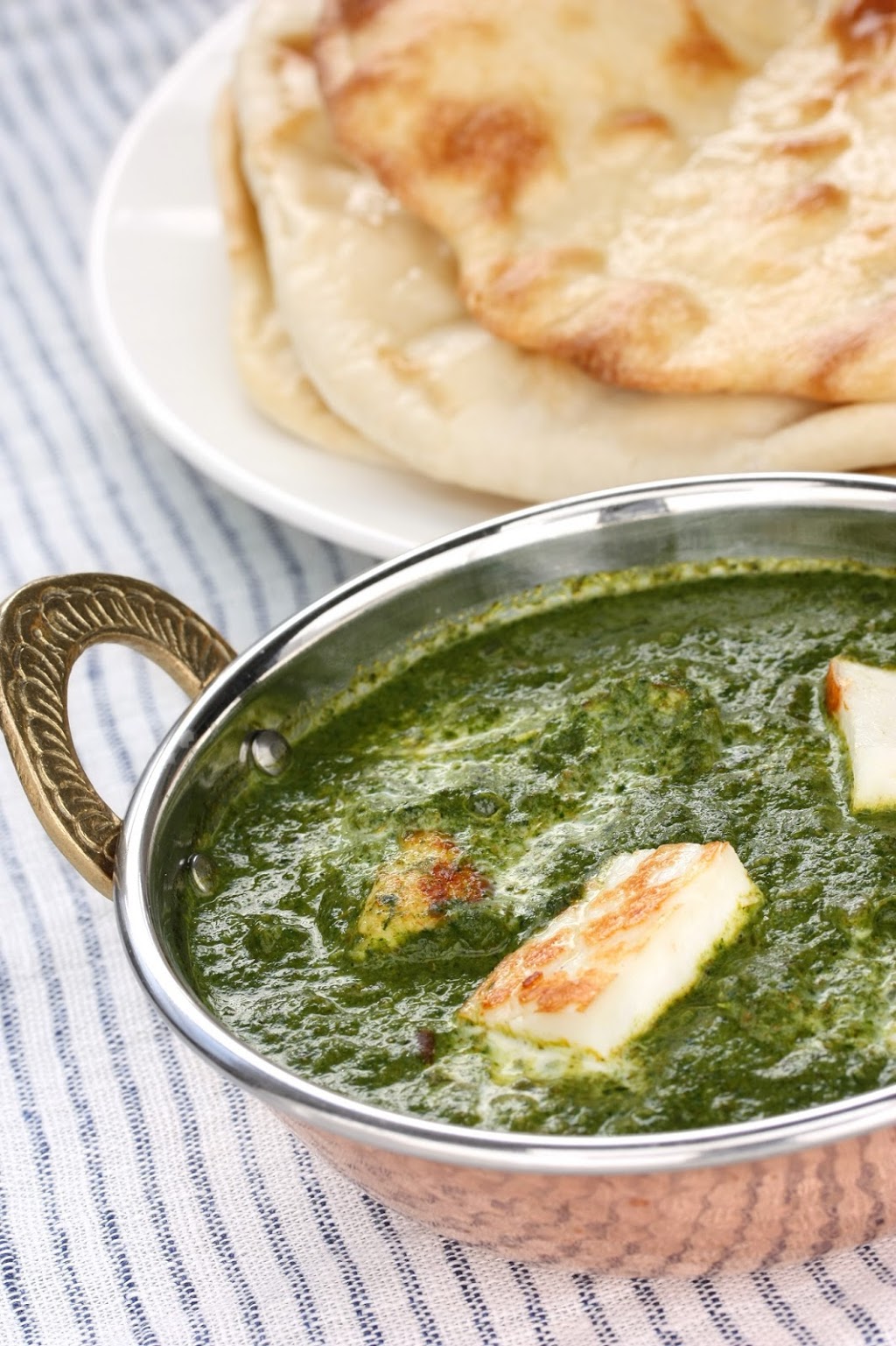 Silver Spoon Brampton | 249 Queen St E, Brampton, ON L6W 2B8, Canada | Phone: (905) 497-5677