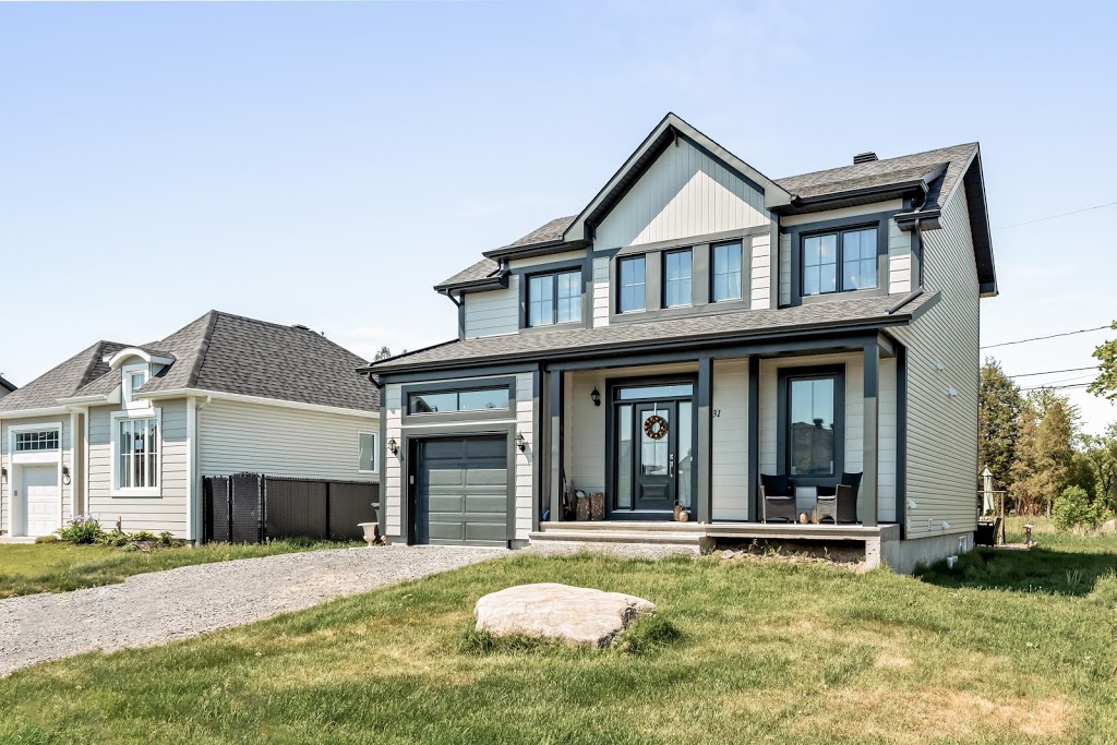 Peter Thompson Real Estate Broker | 407 Main Road, Hudson, QC J0P 1H0, Canada | Phone: (438) 500-8344