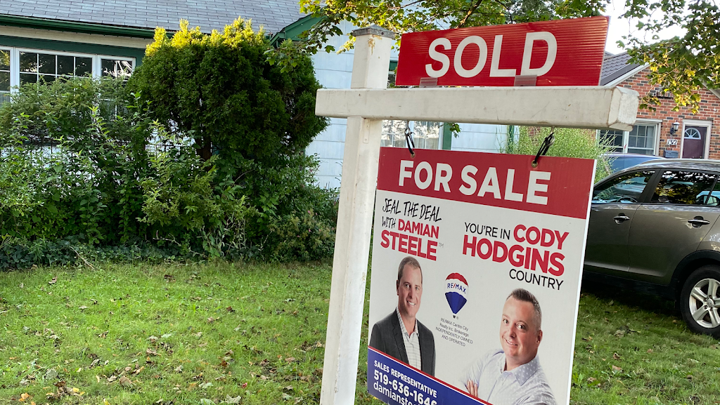 Cody Hodgins,Broker, Re/Max Centre City Realty | 36 First Ave, St Thomas, ON N5R 4M8, Canada | Phone: (519) 859-5504