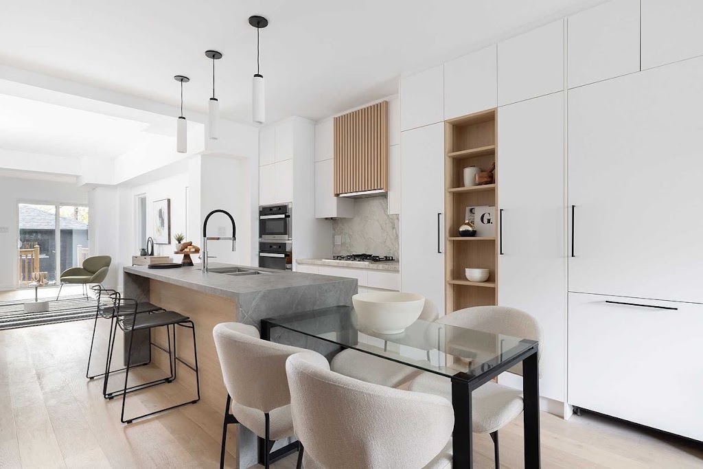 Flamingo Renovations | 111 Niagara St, Toronto, ON M5V 1C6, Canada | Phone: (647) 894-2082