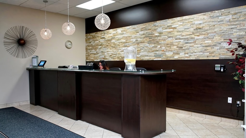 Activa Clinics - Mississauga | 6400 Millcreek Dr #9, Mississauga, ON L5N 3E7, Canada | Phone: (905) 826-2100