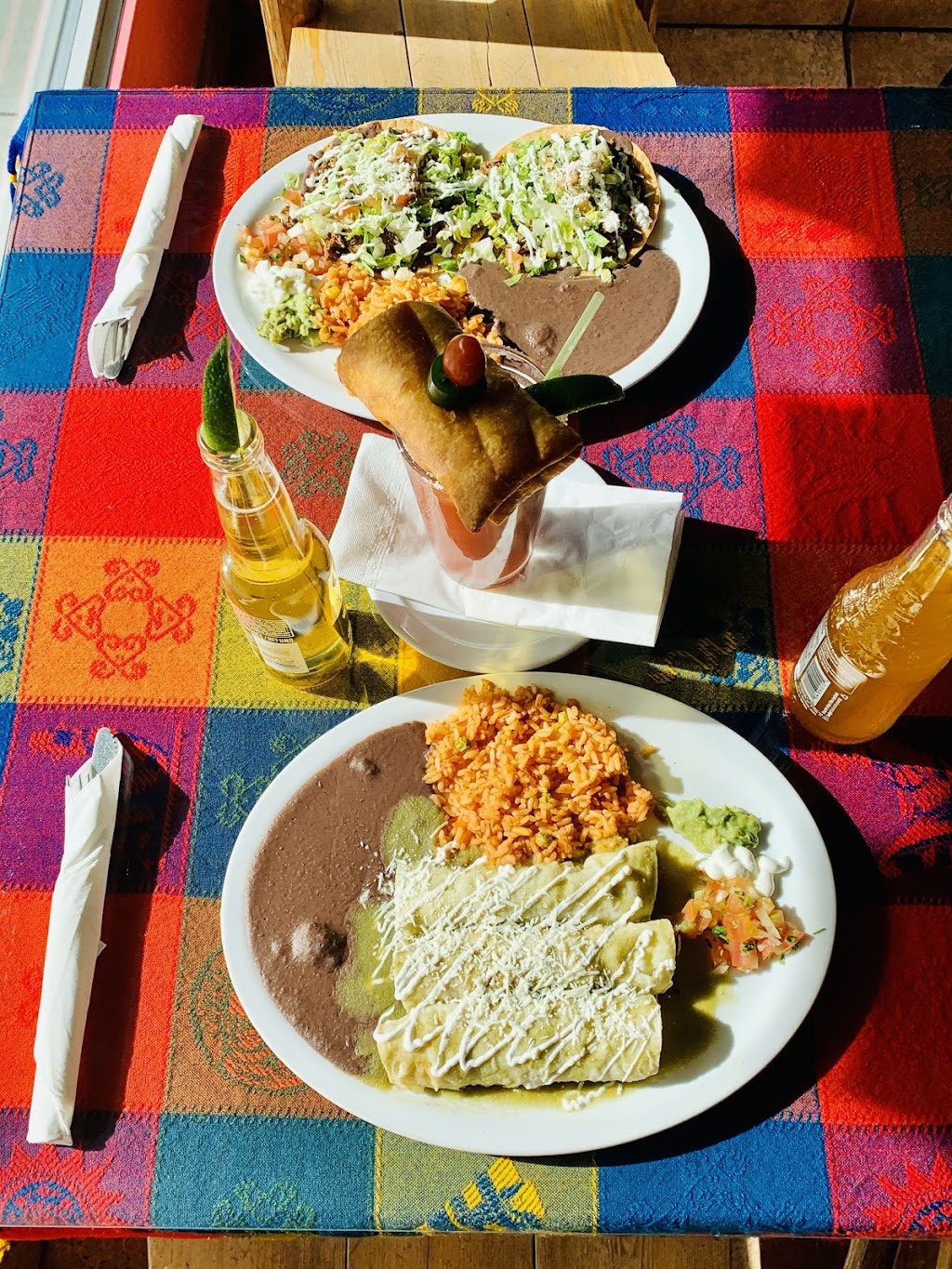 La Cantinita sicamous | 444 Main St #3, Sicamous, BC V0E 2V0, Canada | Phone: (250) 836-3486