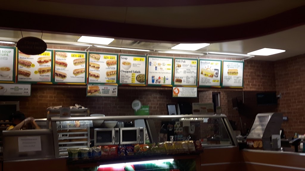 Subway | 411 Airport Rd, Edmonton International Airport, AB T9E 0V5, Canada | Phone: (780) 890-7195